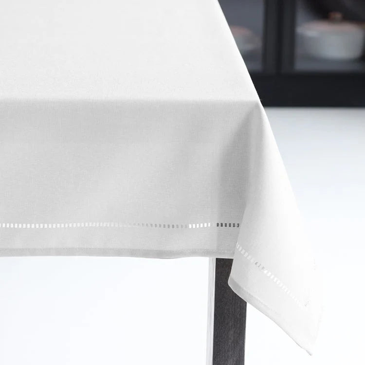 Linen Look Table Cloth