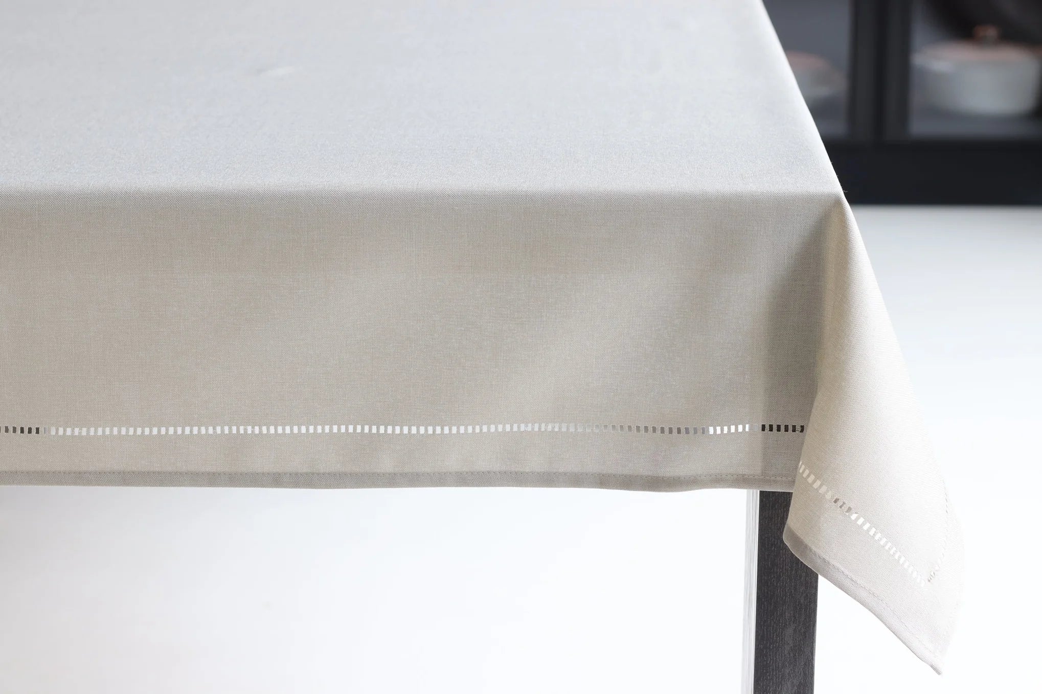 Linen Look Table Cloth