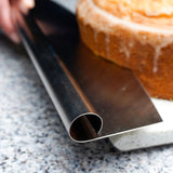 World class pizza cutter